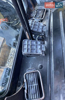 Гусеничный экскаватор Hitachi ZX 2011 в 