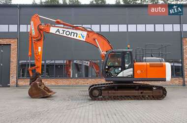 Гусеничный экскаватор Hitachi ZX 2021 в Житомире