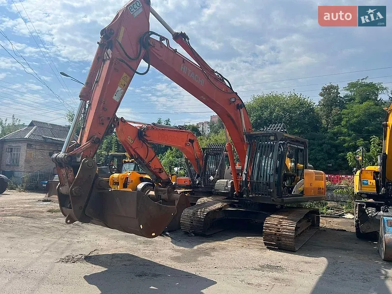 Hitachi ZX 2013