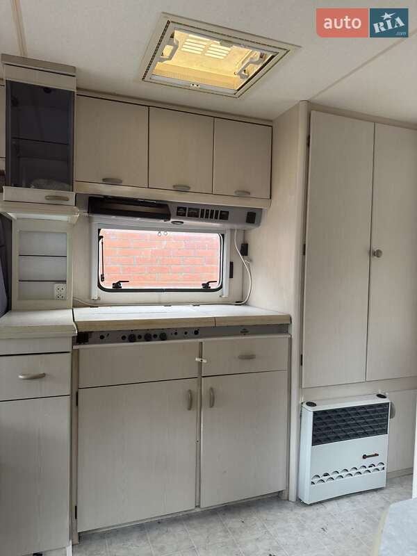 Причіп дача Hobby Elegance 1997 в Чернівцях