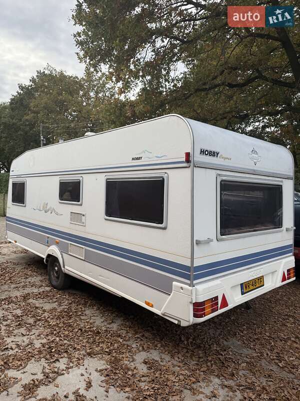 Причіп дача Hobby Elegance 1997 в Чернівцях