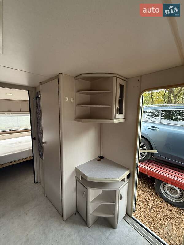 Причіп дача Hobby Elegance 1997 в Чернівцях