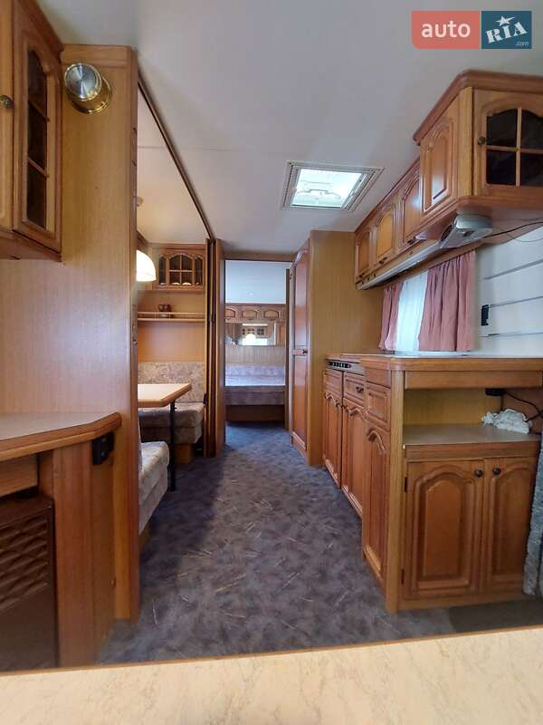 Причіп дача Hobby Prestige 1995 в Житомирі