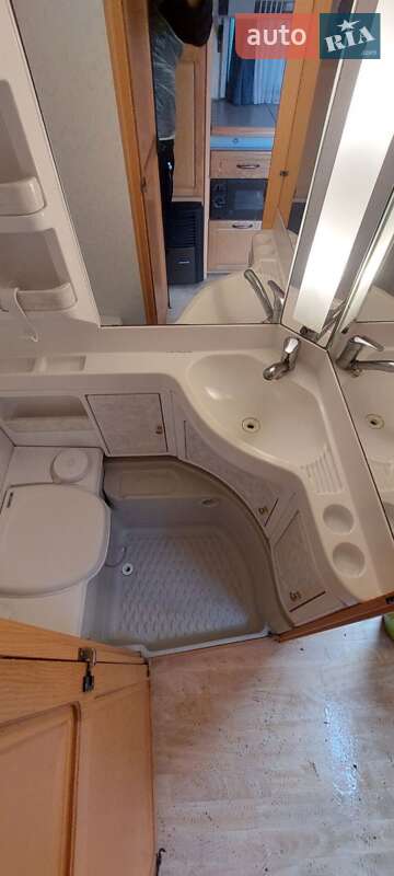 Причіп дача Hobby Prestige 2001 в Житомирі