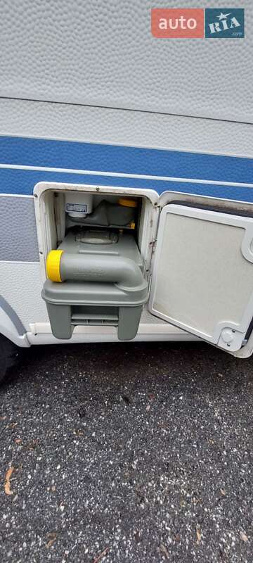 Причіп дача Hobby Prestige 2001 в Житомирі