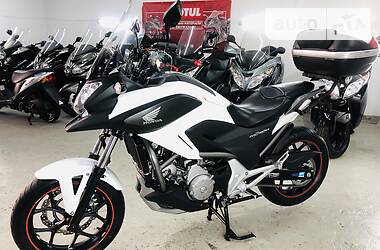 Мотоцикл Спорт-туризм Honda  2015 в 