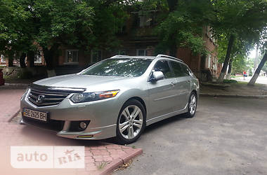 Универсал Honda Accord 2009 в 