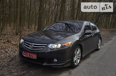 Седан Honda Accord 2009 в Киеве