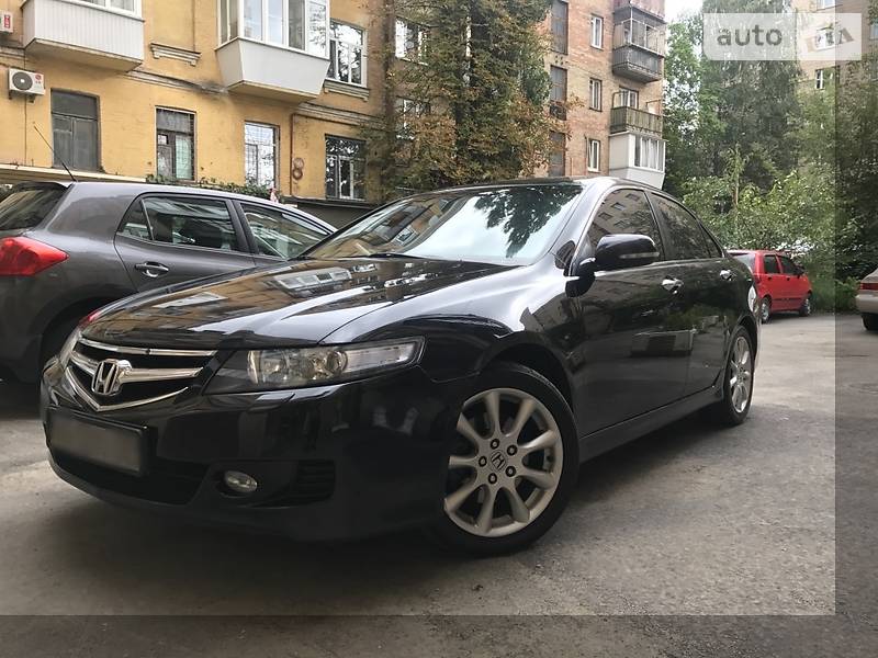 Седан Honda Accord 2006 в Киеве