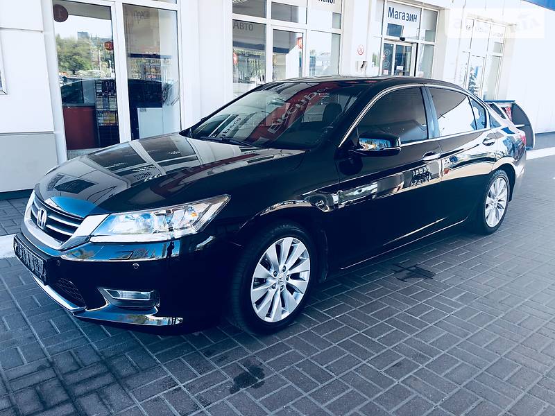 Honda Accord 2013 года
