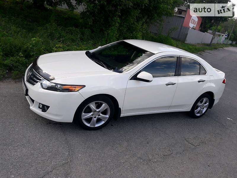 Honda Accord 2011 года