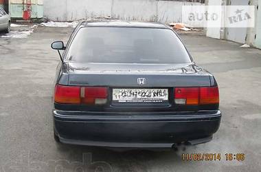 Седан Honda Accord 1993 в Киеве