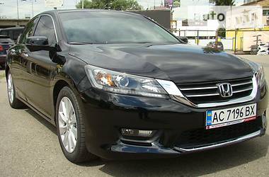 Седан Honda Accord 2015 в Киеве