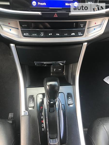 Седан Honda Accord 2012 в Івано-Франківську