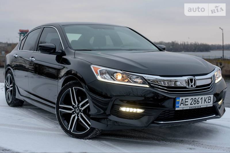 Седан Honda Accord 2017 в Каменском