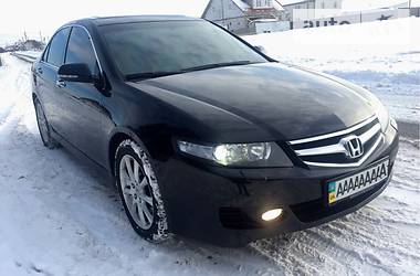 Седан Honda Accord 2006 в Киеве