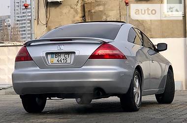 Купе Honda Accord 2004 в 