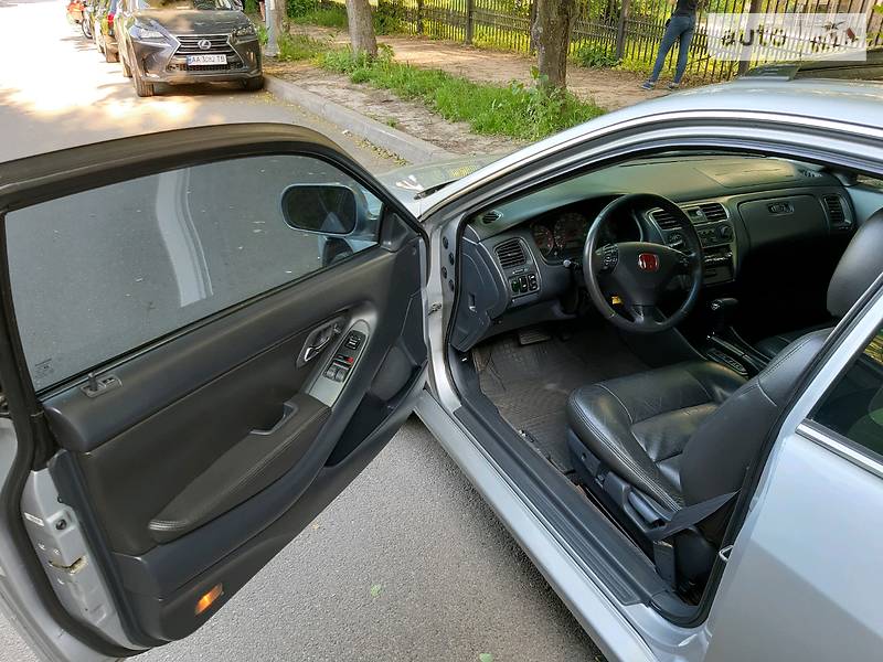 Купе Honda Accord 2002 в Киеве фото 14 Купе Honda Accord 2002 в Киеве