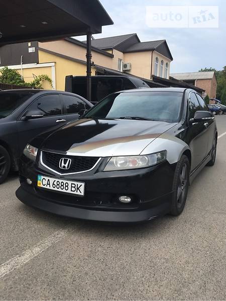 Седан Honda Accord 2004 в Смеле