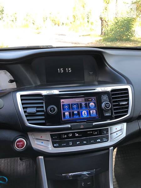 Седан Honda Accord 2014 в Кам'янському