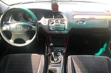 Седан Honda Accord 2001 в 