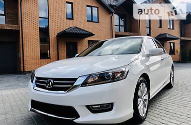 Седан Honda Accord 2013 в Киеве