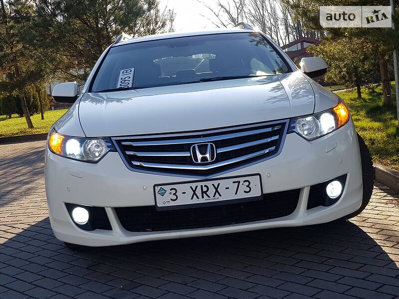 Универсал Honda Accord 2010 в Дрогобыче