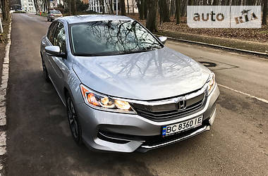 Седан Honda Accord 2017 в Черновцах