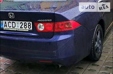 Седан Honda Accord 2004 в Киеве