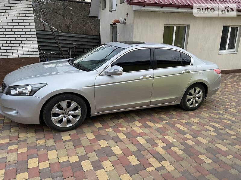 Седан Honda Accord 2009 в Києві