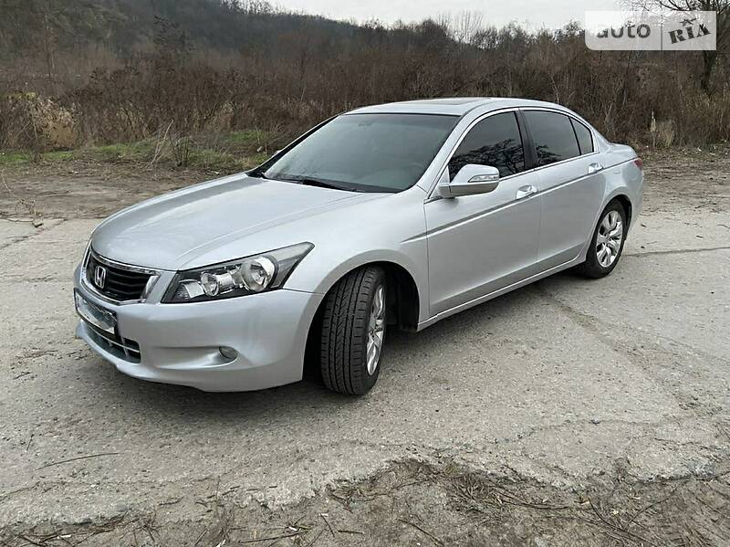Седан Honda Accord 2009 в Києві