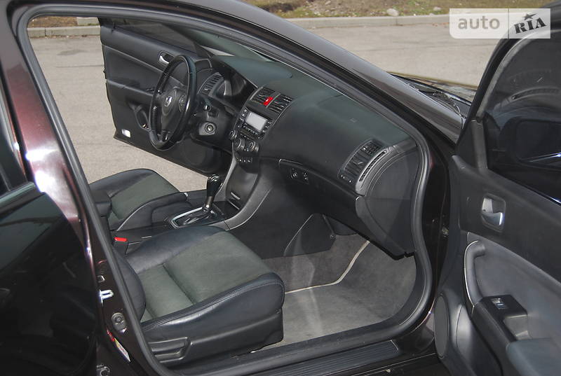 Седан Honda Accord 2006 в Запоріжжі