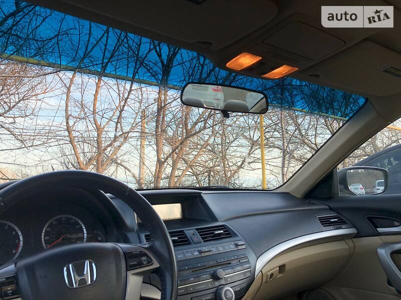 Купе Honda Accord 2010 в Одессе
