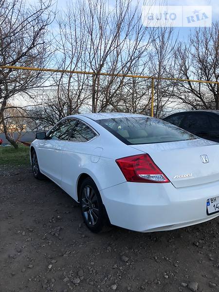 Купе Honda Accord 2010 в Одессе