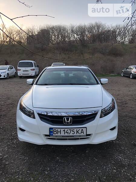 Купе Honda Accord 2010 в Одессе