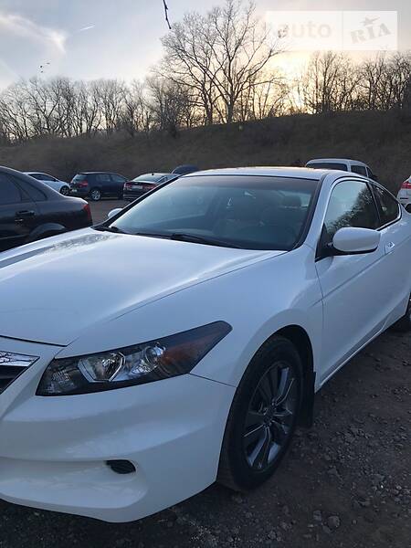 Купе Honda Accord 2010 в Одессе