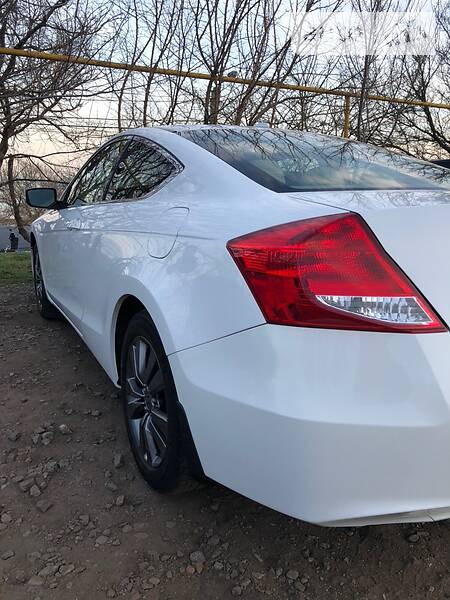 Купе Honda Accord 2010 в Одессе