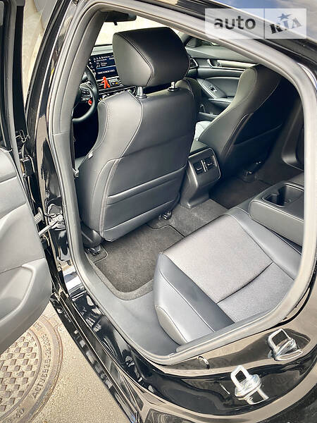 Седан Honda Accord 2018 в Києві