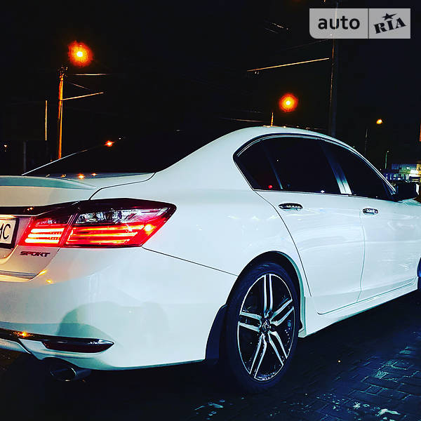Седан Honda Accord 2017 в Днепре