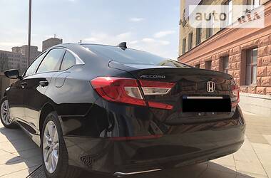 Седан Honda Accord 2019 в 