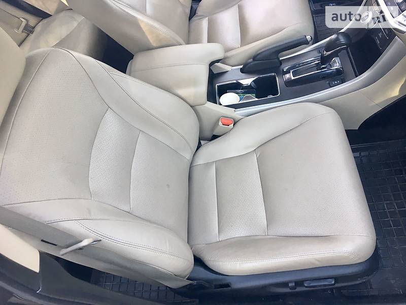Седан Honda Accord 2015 в Тернополі