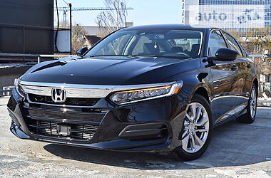 Седан Honda Accord 2018 в 