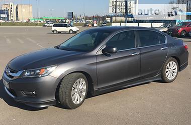 Седан Honda Accord 2012 в 