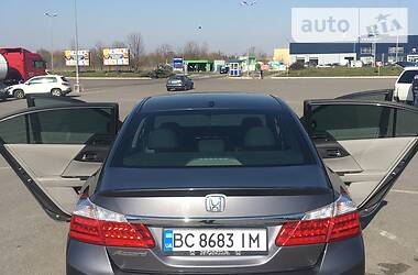 Седан Honda Accord 2012 в 
