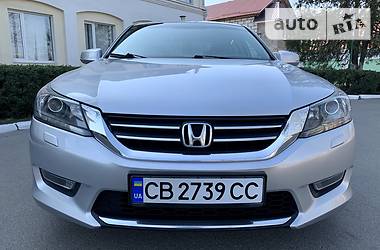 Седан Honda Accord 2013 в 
