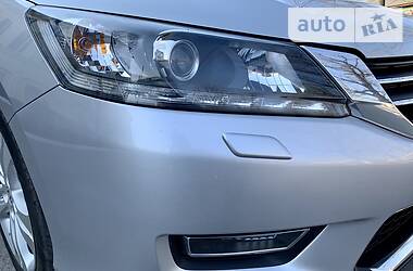 Седан Honda Accord 2013 в 