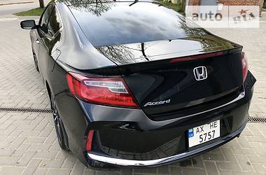 Купе Honda Accord 2015 в 