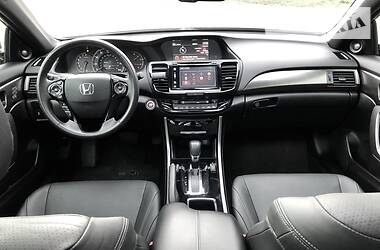 Купе Honda Accord 2015 в 