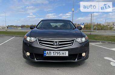 Седан Honda Accord 2010 в 