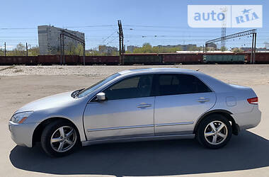 Седан Honda Accord 2003 в 